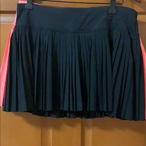 Lulu lemon tennis skirt